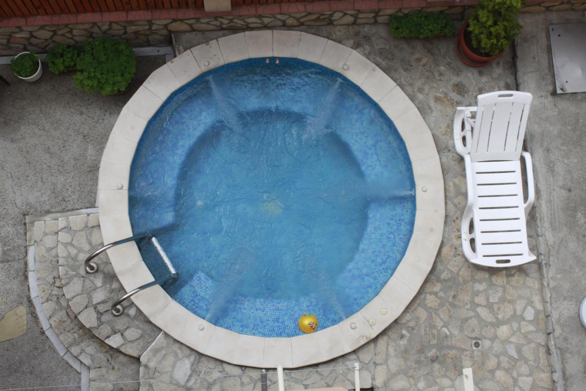 Guest House Tabakovi เวลินกราด ภายนอก รูปภาพ